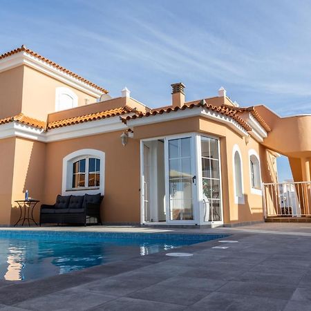 Perfect For Family Holidays With Private Pool, Near Beach And Golf- Villa Ashley Costa De Antigua Dış mekan fotoğraf