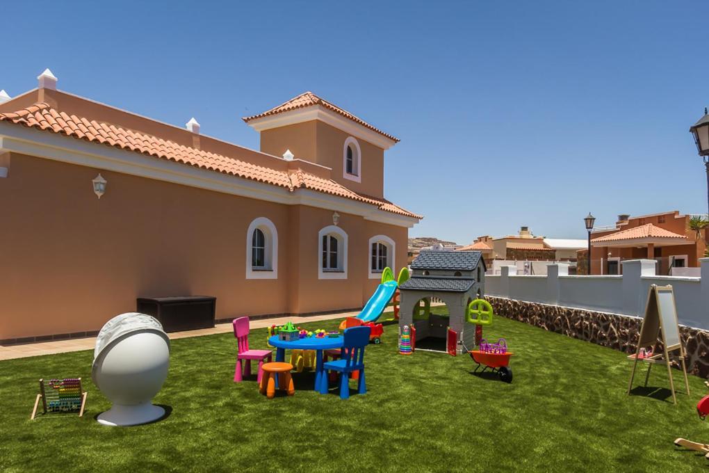 Perfect For Family Holidays With Private Pool, Near Beach And Golf- Villa Ashley Costa De Antigua Dış mekan fotoğraf